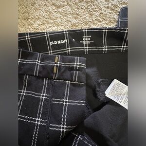 Old Navy high rise pixie pants